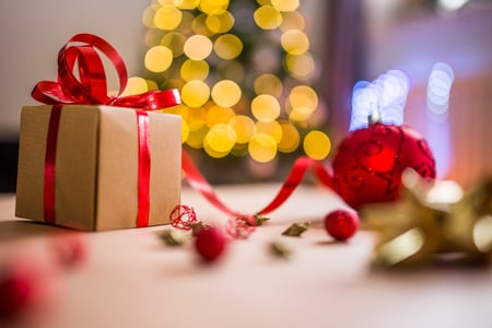 christmas decorations reuse 