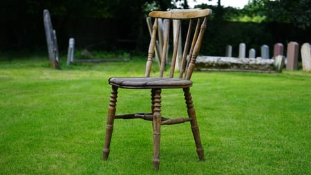 wooden furniture second hand