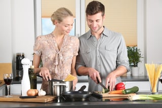 woman-kitchen-man-everyday-life-298926
